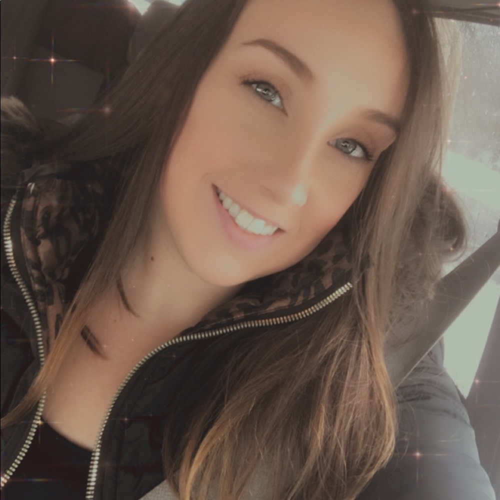 Meet your Posher, Amanda